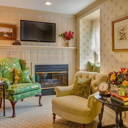 Golden Plough Inn At Peddlers Village Lahaska Room photo
